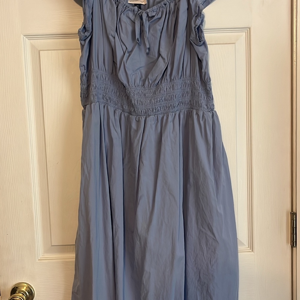 Universal Thread Light Blue Midi Dress